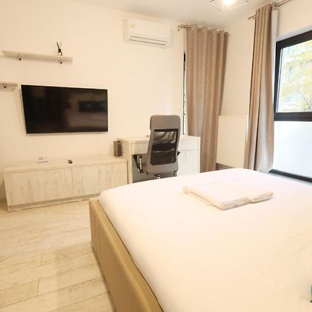Smart Concept Living Plaza Apartment บูคาเรสต์ ภายนอก รูปภาพ