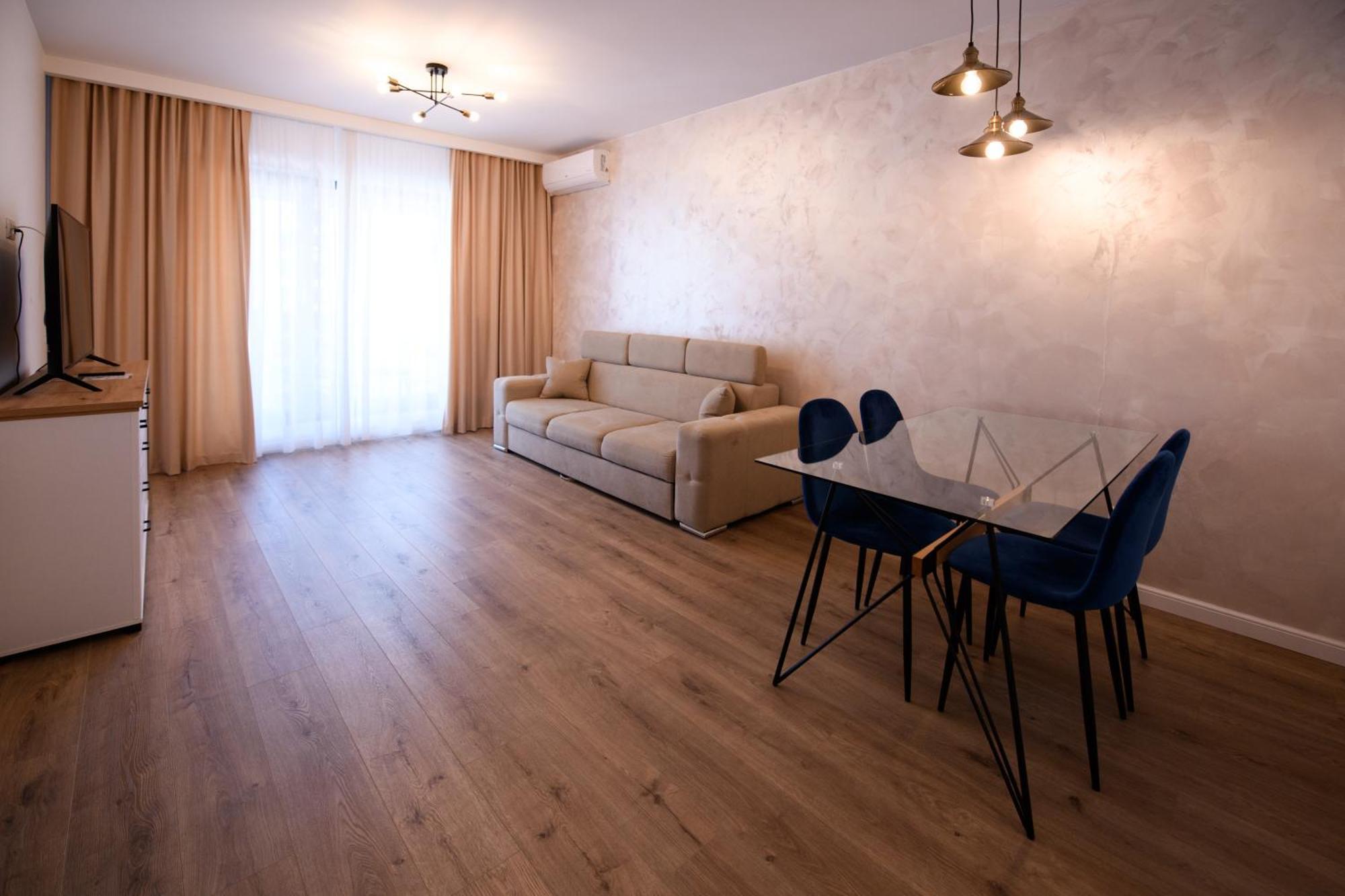 Smart Concept Living Plaza Apartment บูคาเรสต์ ภายนอก รูปภาพ